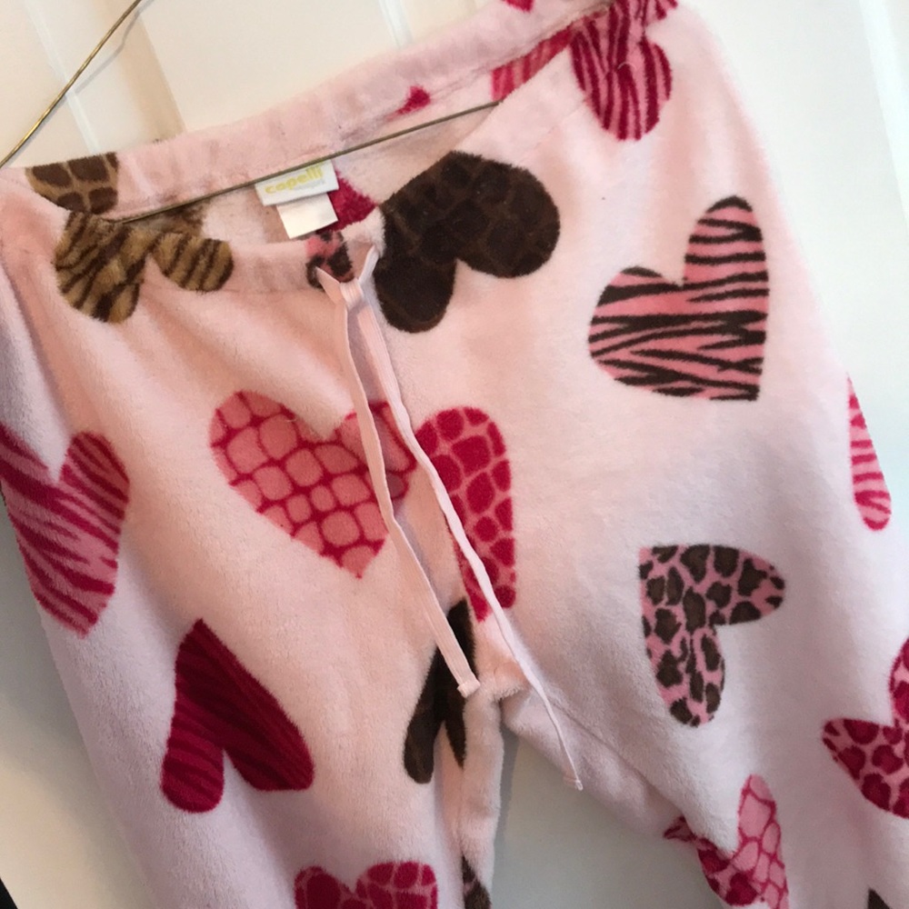 Pajama pants. So soft and comfy !